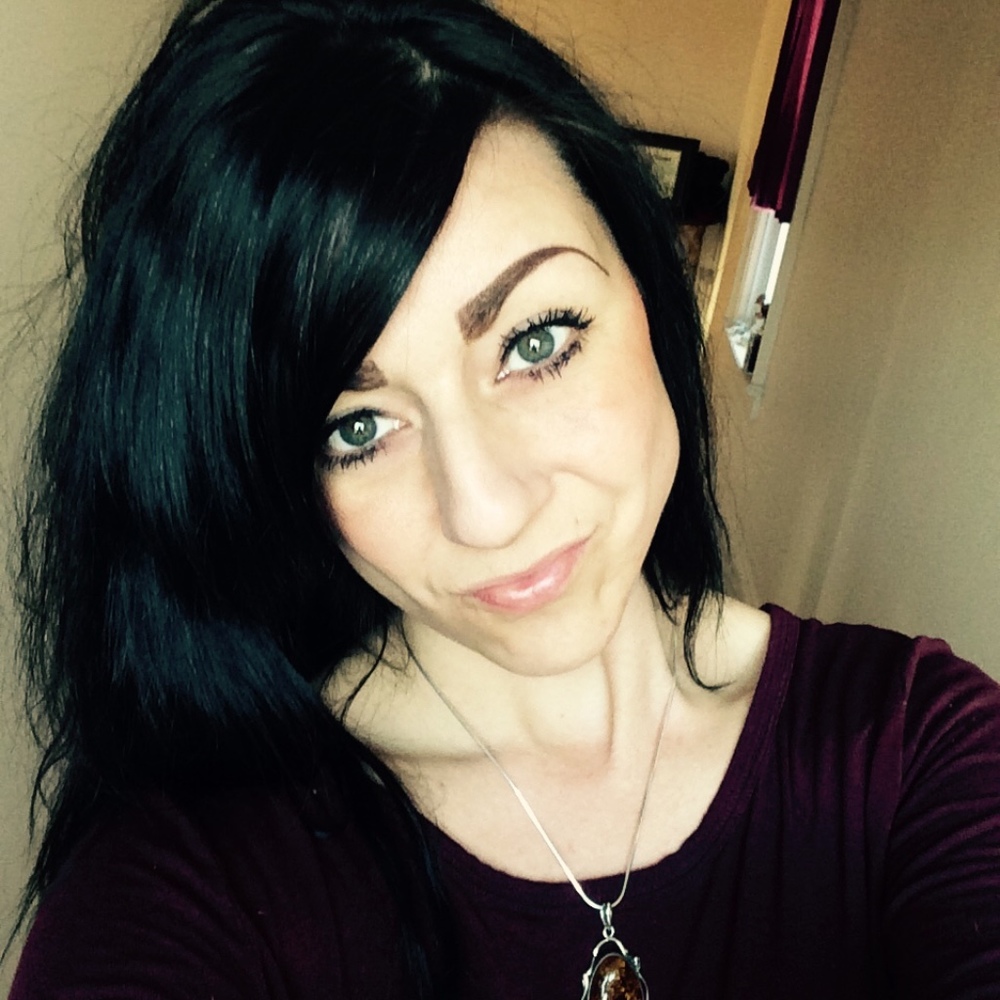 Meet your Posher, Charmaine